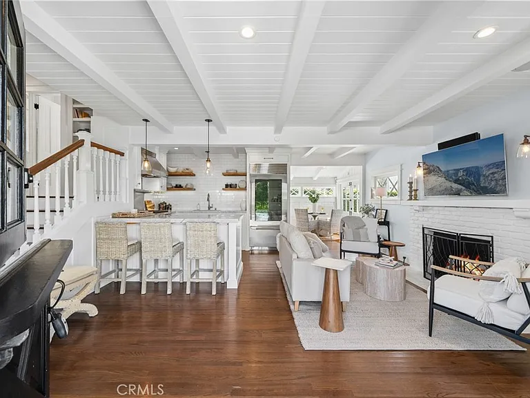 420 Acacia Ave — Photo 24