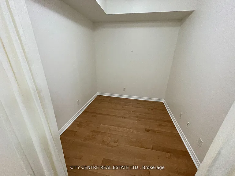 388 Prince Of Wales Dr #307 — Photo 7