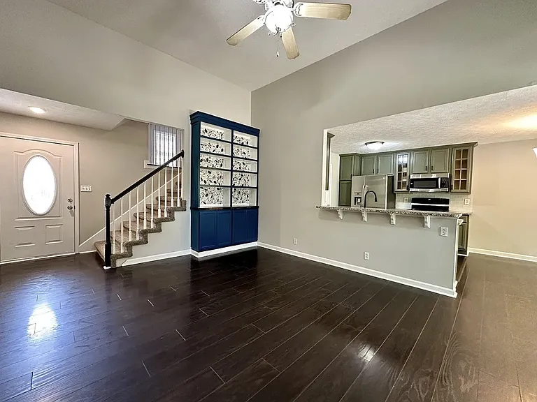 1641 Cedar Springs Cir — Photo 6