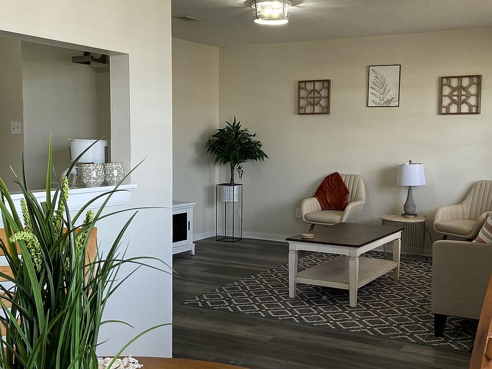 1st image of 700 Navarro Dr #D