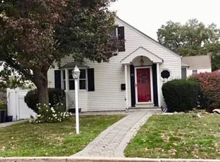 61 Askins Pl, New Rochelle, NY 10801