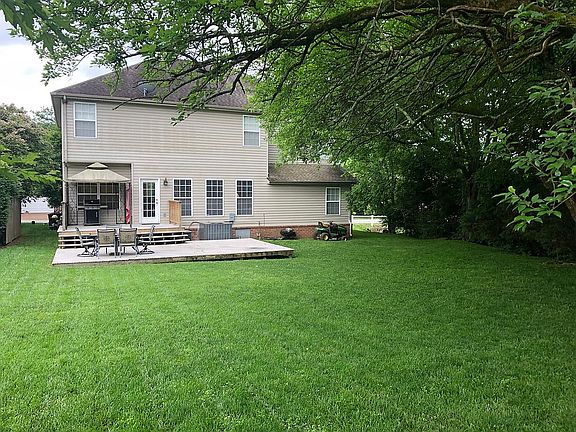 3rd image of 3120 Traviston Dr