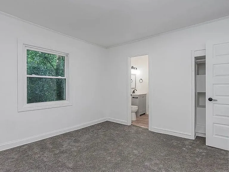 312 Pineneedle Rd — Photo 12