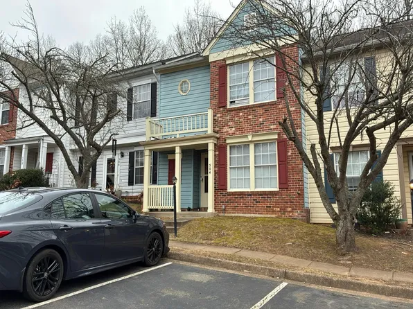 504 Wind Ridge Dr, Stafford, VA 22554