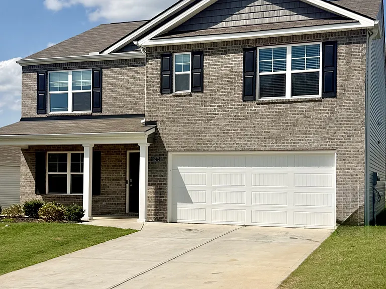 5676 Coleman Dr SE — Photo 2
