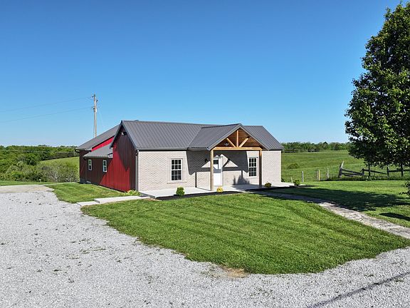 2nd image of 2545 Georgetown Rd