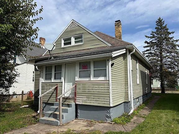 3rd image of 2159 Elmo Ave