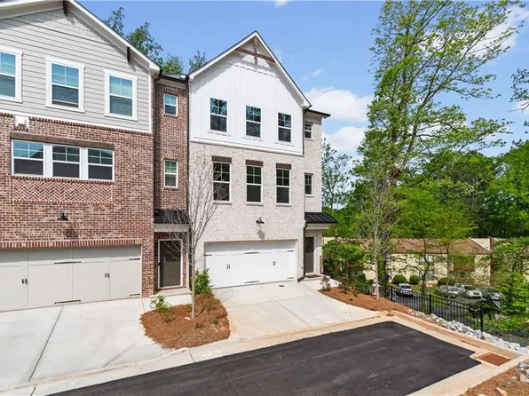 586 Avondale Park Cir, Decatur, GA 30032