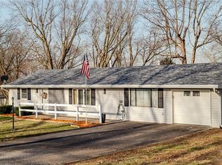 2208 Millwood Dr, Atchison, KS 66002