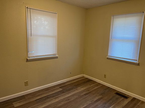 2nd image of 225A Sean Dr #A
