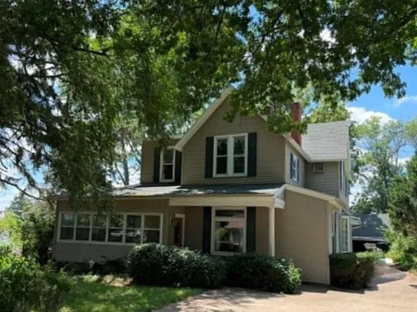 701 Mill St, Mound City, MO 64470