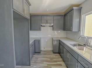 9516 S Central Ave, Los Angeles, CA 90002