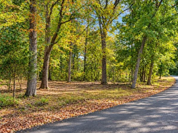108 Lee Ct, Hendersonville, TN 37075
