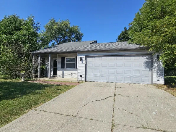 626 Woods Crossing Dr, Indianapolis, IN 46239