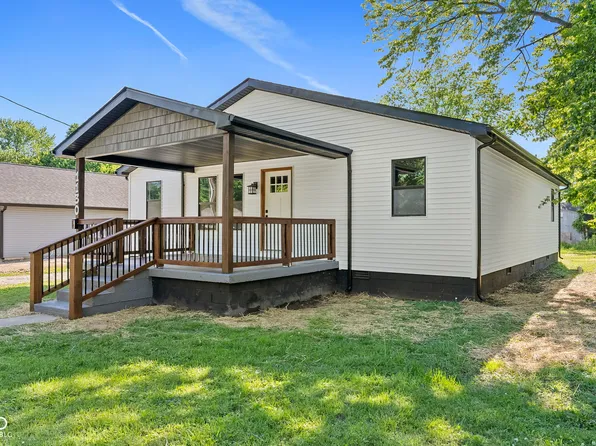 1130 Mann Ave, Austin, IN 47102