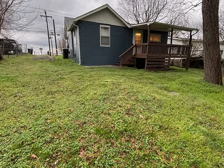 842 Iron Bridge Rd — Photo 14