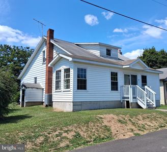 52 McCoole Ave, Paw Paw, WV, 25434
