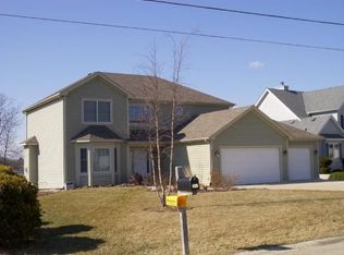 8646 226th Ave, Salem, WI 53168