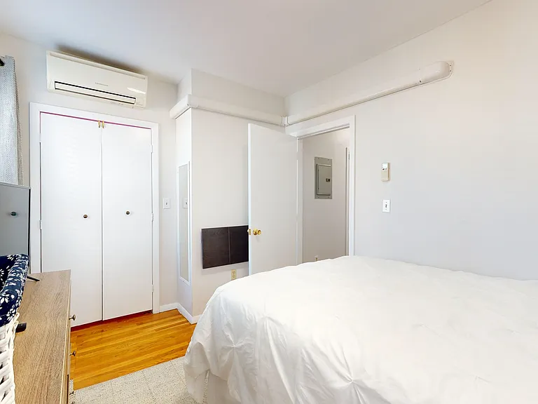 1004 Tremont St #2 — Photo 10