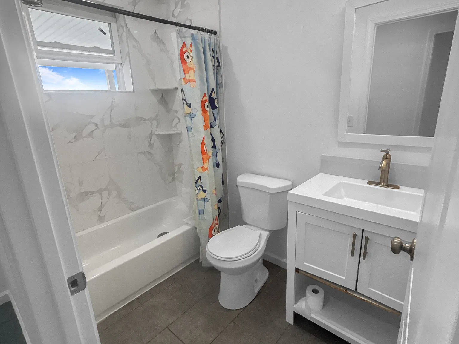 3 bed, 1400 sqft, $2,700 — Photo 1