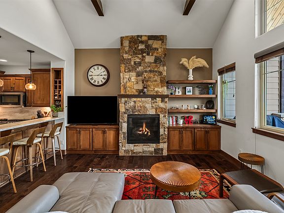 2nd image of 639 Clermont Circle UNIT -