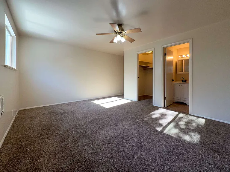 816 S Wardwell Ave — Photo 11