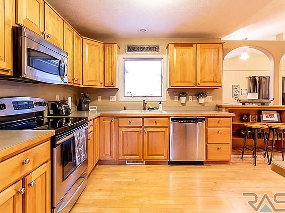 3rd image of 5517 S Tierney Pl