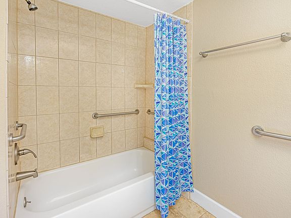 5th image of 3635 S Atlantic Ave #C2