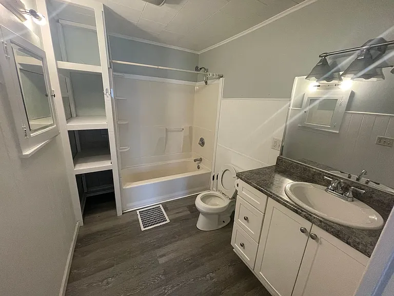 1211 Otter Ave — Photo 14
