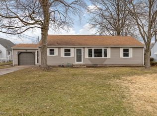1607 Wilsonway Dr, Barberton, OH 44203