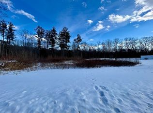 7 Quigley Rd, Southampton, MA 01073