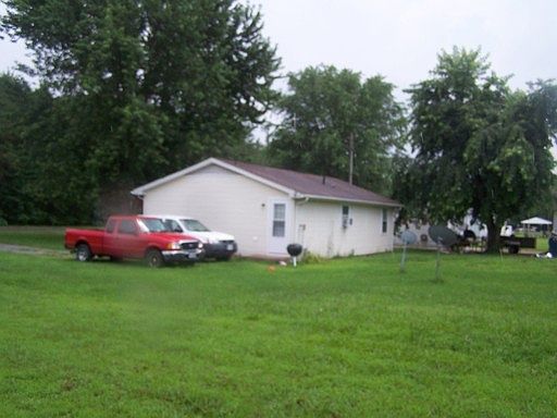 2nd image of 182 Lancaster Creek Dr
