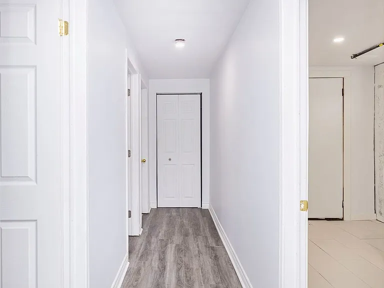 1542 Saint Georges St #B — Photo 11