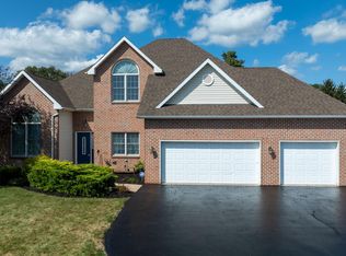 2105 Taxville Rd, York, PA 17408