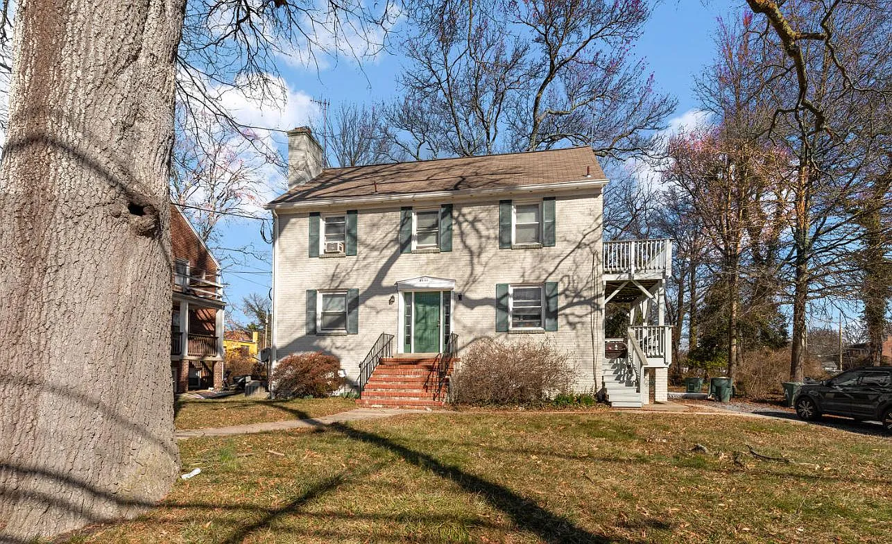 4506 Guilford Rd — Photo 1