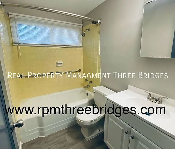 28 Redwood Dr — Photo 14