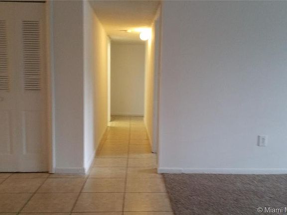 4th image of 6930 Miami Gardens Dr #1202