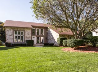 2267 Applewood Dr, Toledo, OH 43615