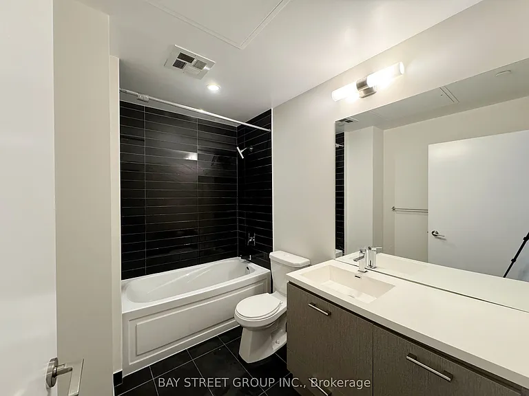 87 Peter St #2501 — Photo 9