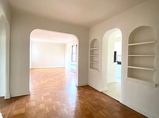 1600 Ocean Pkwy APT 1B, Brooklyn, NY 11230