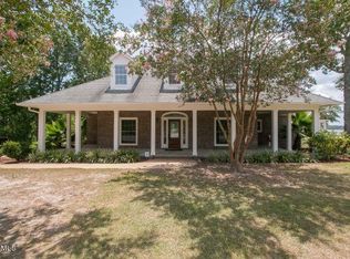 1979 Bayside Dr, Biloxi, MS 39532