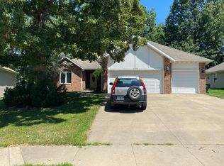 4055 W Leisa St, Springfield, MO 65807