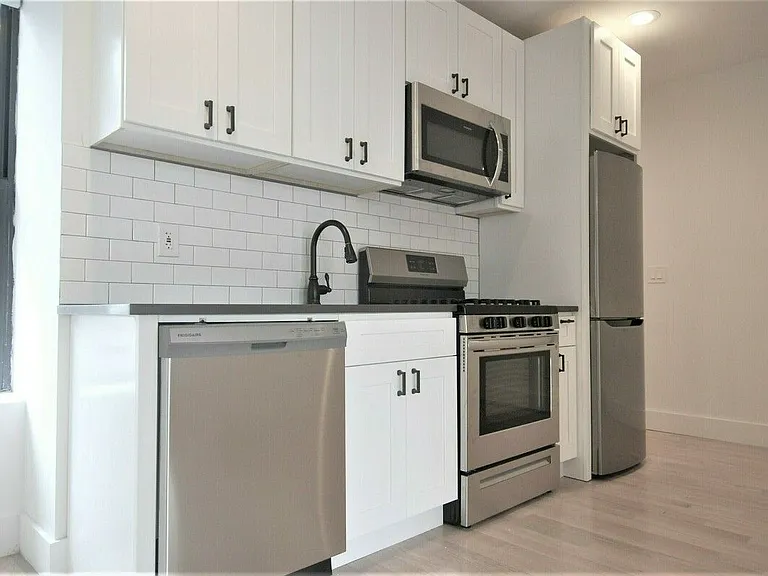 964 Amsterdam Ave #6C — Photo 7
