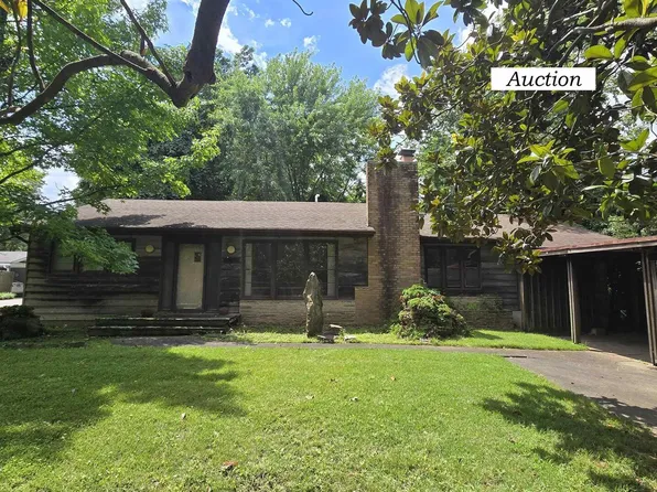 1004 S Taylor Dr, Carbondale, IL 62901