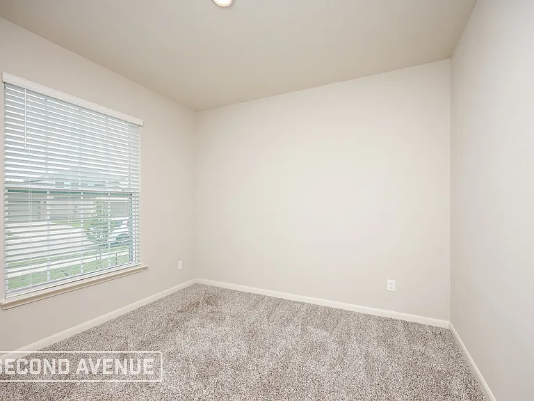 2109 Lorrie Ln — Photo 15