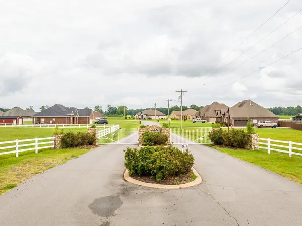 13319 Smarty Jones Dr, Scott, AR 72142