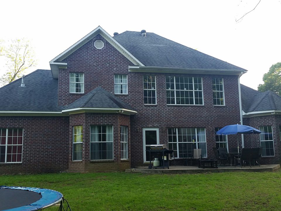 2nd image of 300 Fred Dr