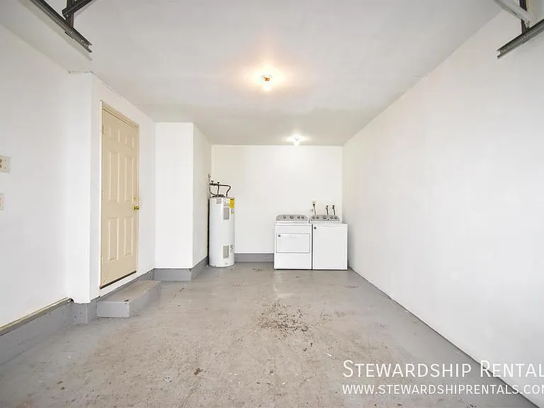 336 S 51st Pl — Photo 24
