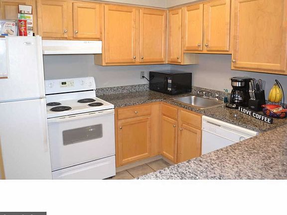 5th image of 4500 S Four Mile Run Dr APT 1030