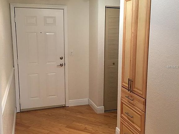 4th image of 1064 N Tamiami Trl Unit 1131